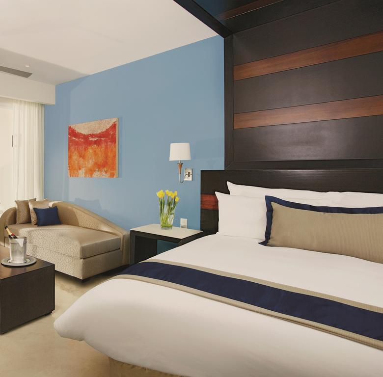 Junior Suite Ocean Front