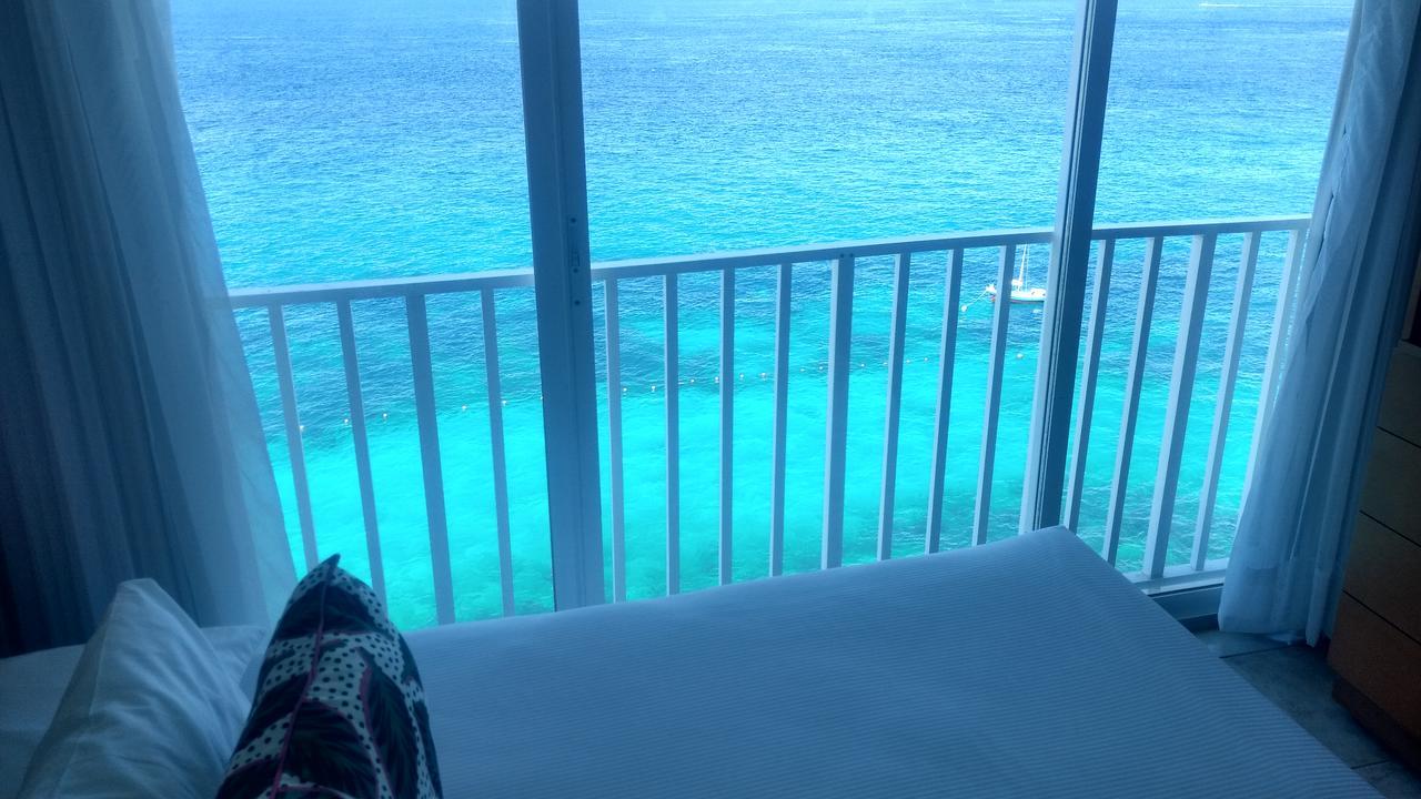 Deluxe Ocean Front King