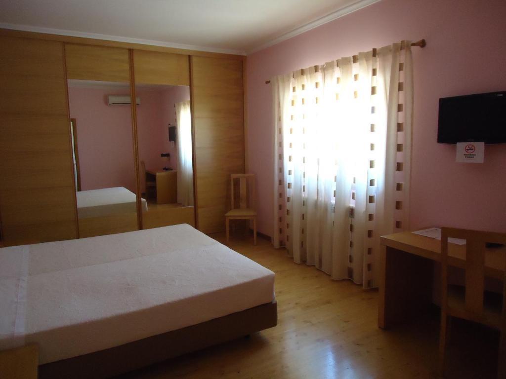 Quarto Individual Económico
