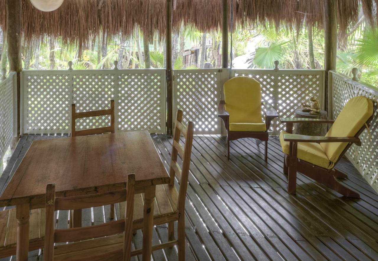 Standaard Tweepersoonskamer met 2 Aparte Bedden en Zeezicht - Caribische Bungalow Proa Al Mar