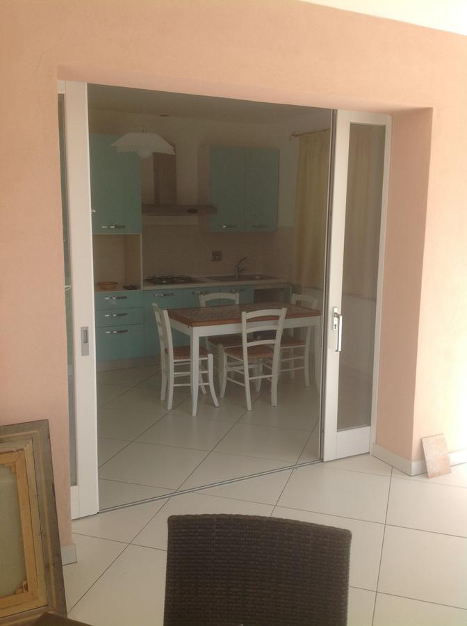 Appartamento con 2 Camere da Letto, Terrazza e Vista Mare