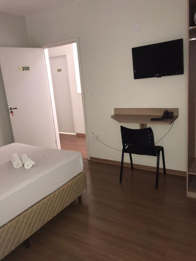 Quarto Duplo Luxo com Ar-condicionado