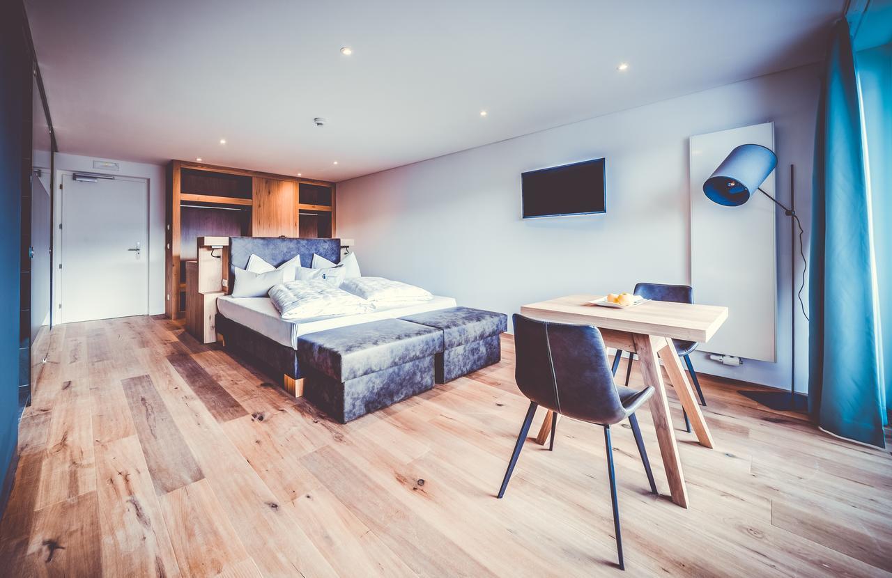 Junior Suite mit Terrasse und Bergblick