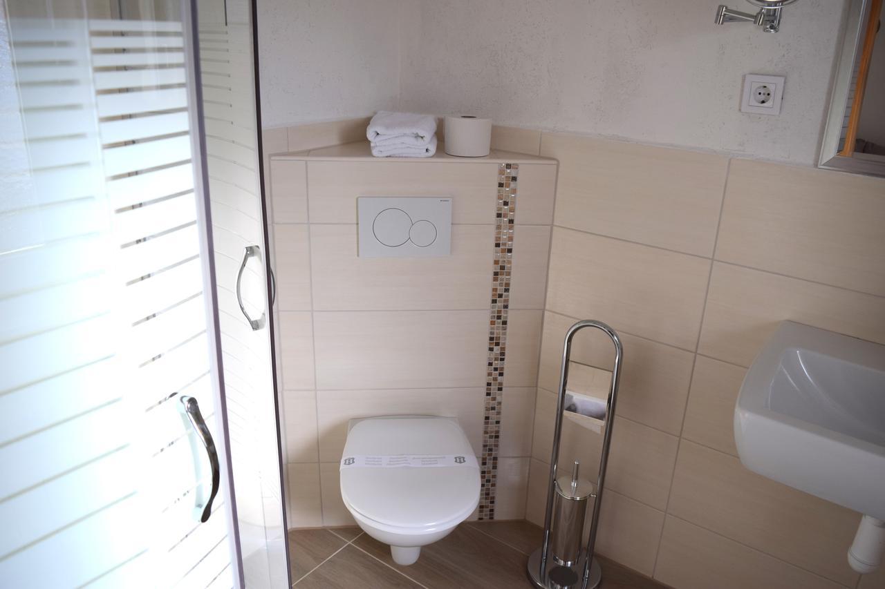 Apartment mit Balkon