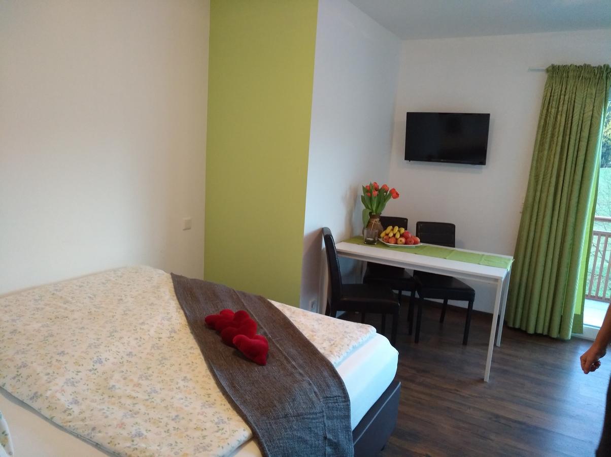Single Room,1742979629:JPEG