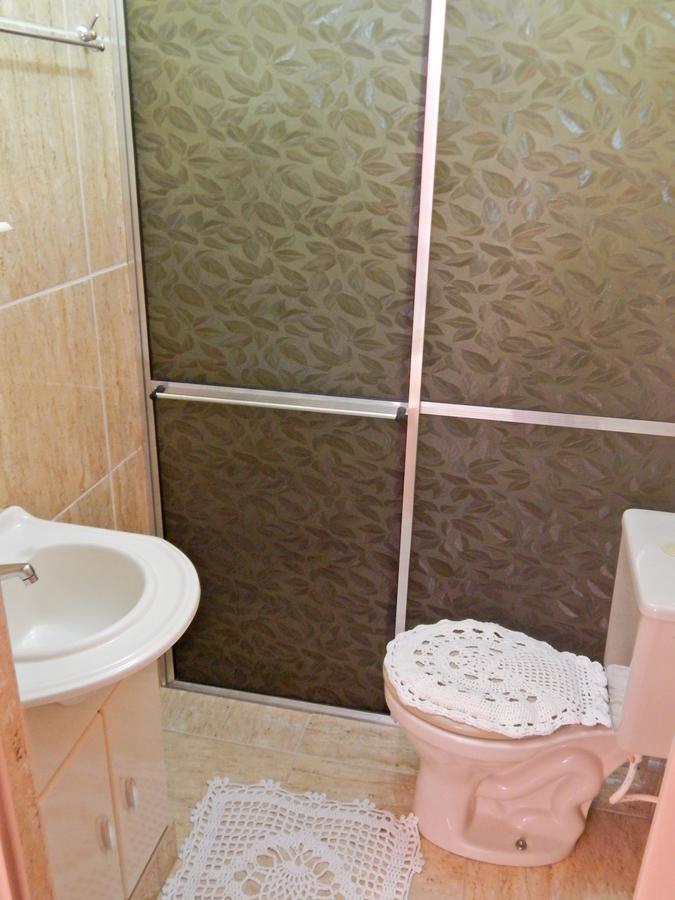 Quarto Triplo Comfort com Chuveiro