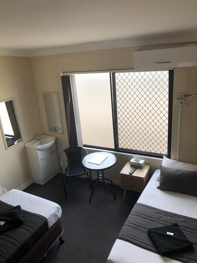 Budget Zimmer mit Gemeinschaftsbad