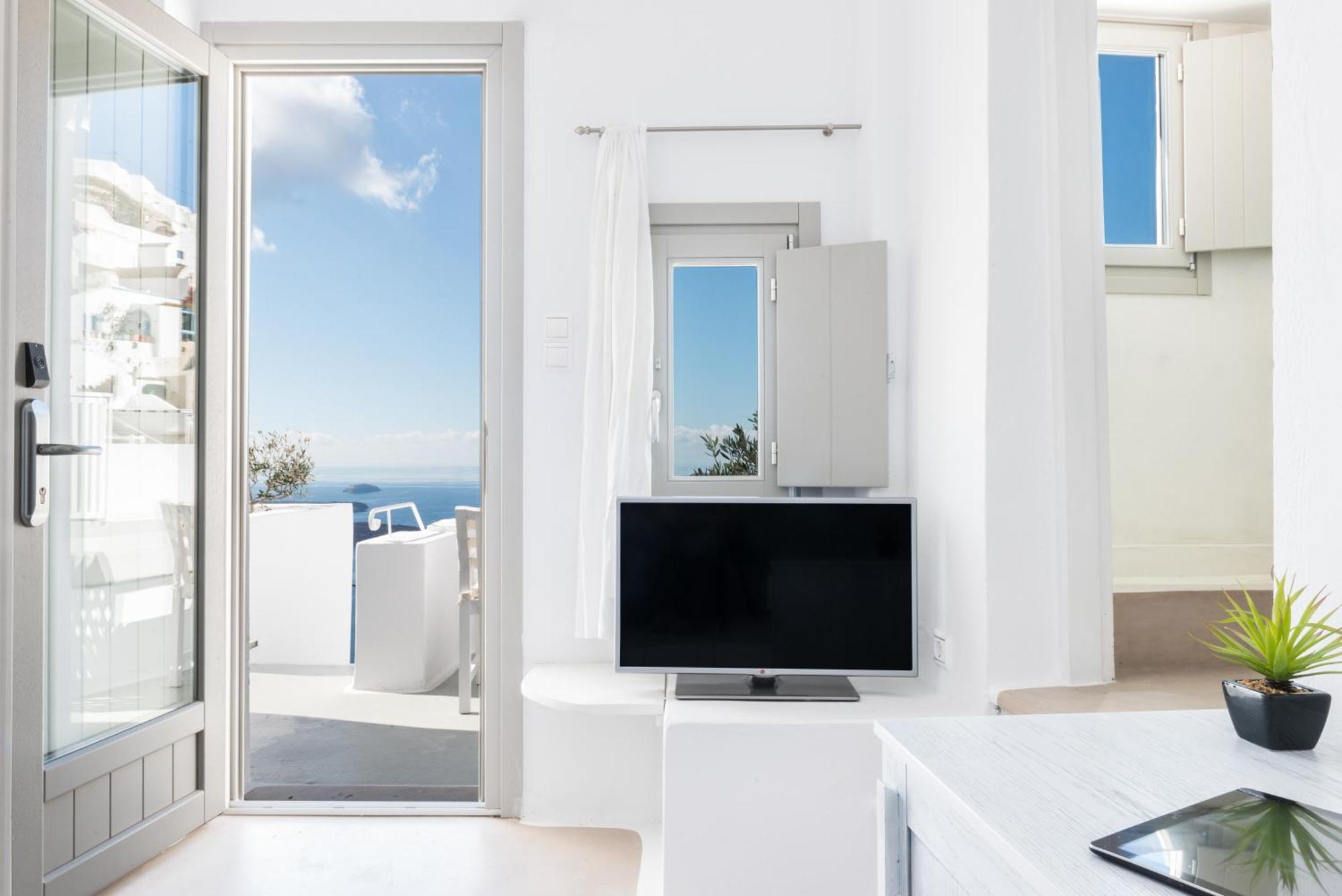 Superior Double Room with Caldera View
