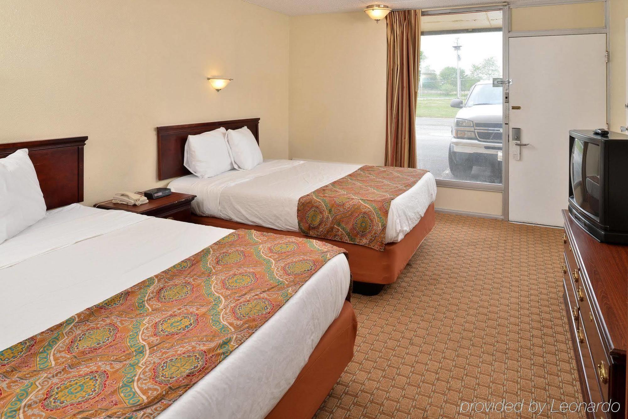 Double Room with Two Double Beds - Non-Smoking