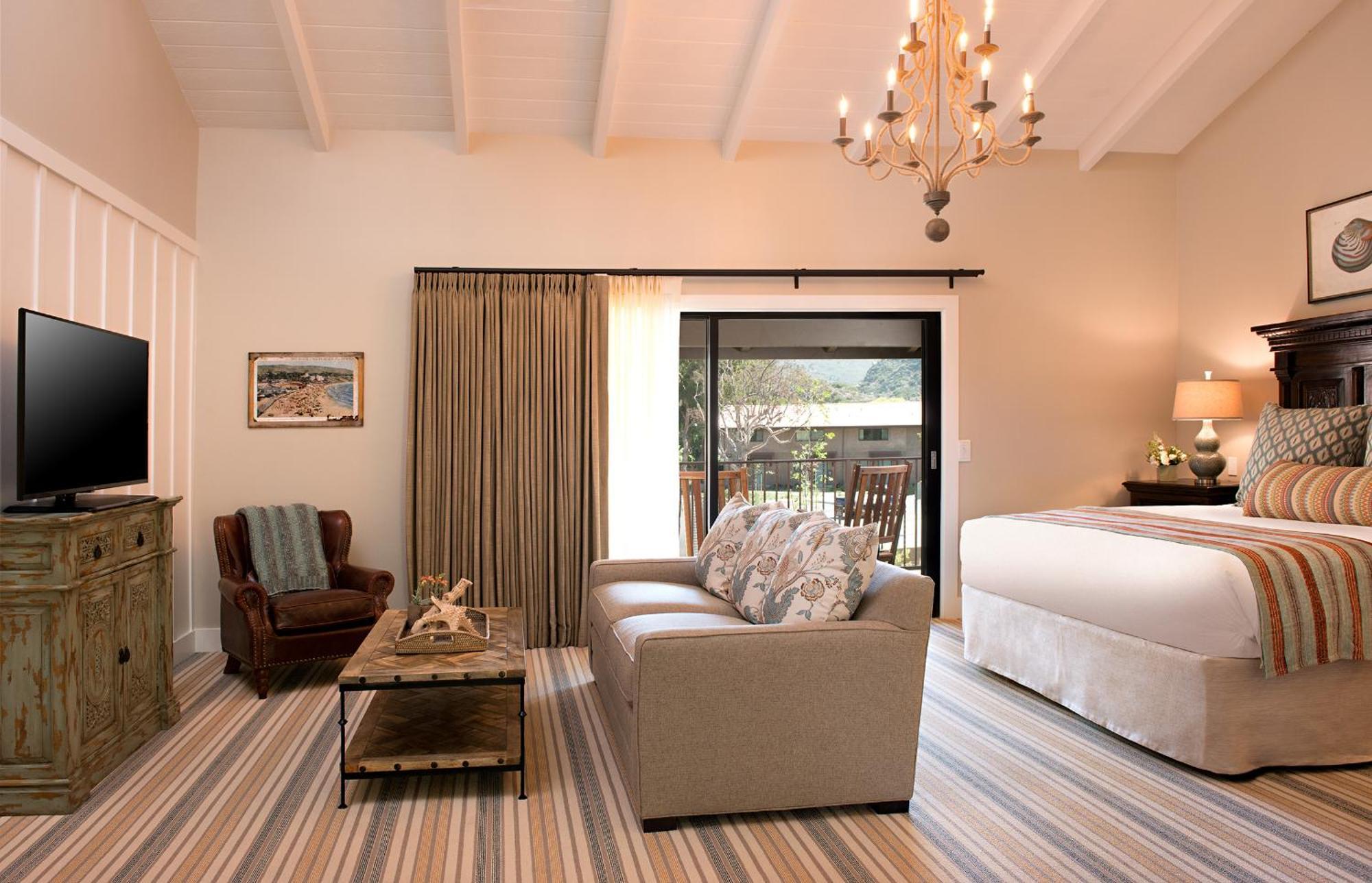Studio Suite with King and Sofa Bed - Non smoking