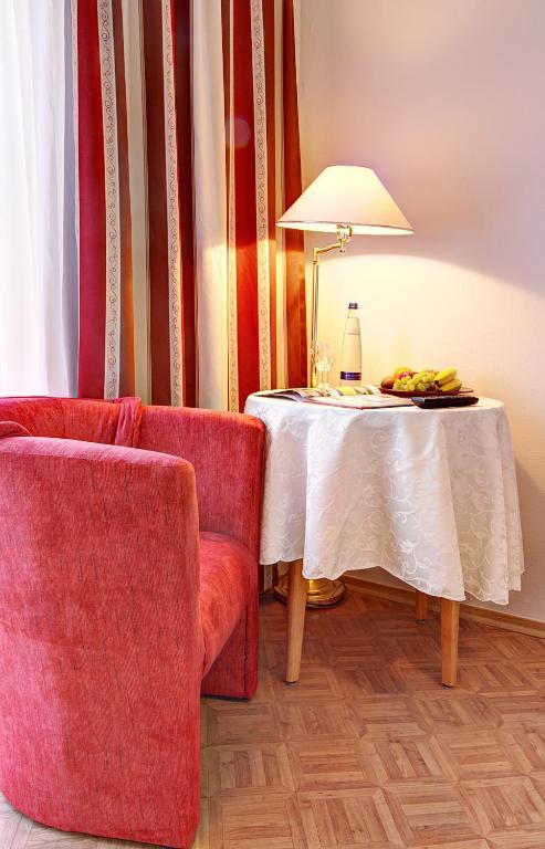 Doppelzimmer mit Balkon