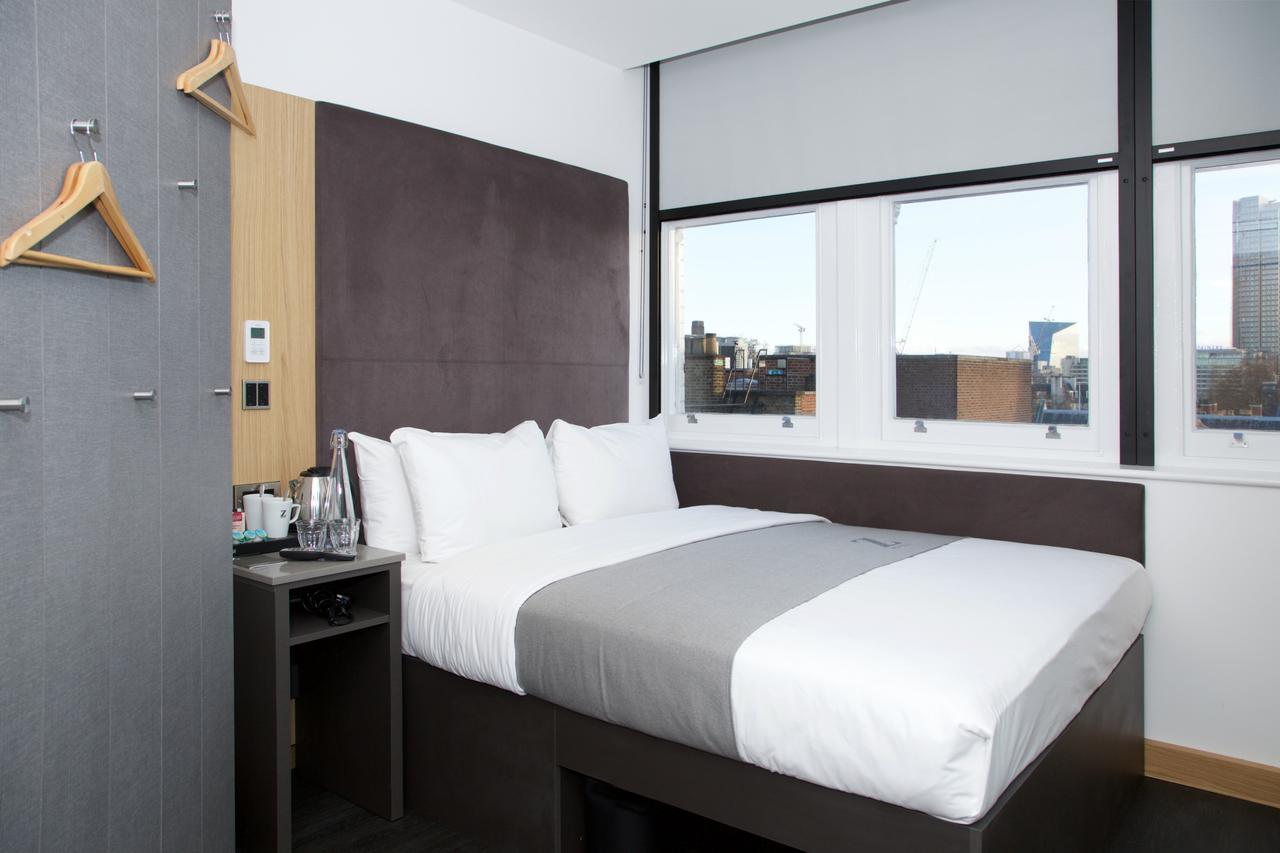 Zimmer mit Queensize-Bett