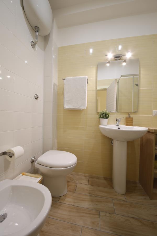Doppelzimmer mit Balkon