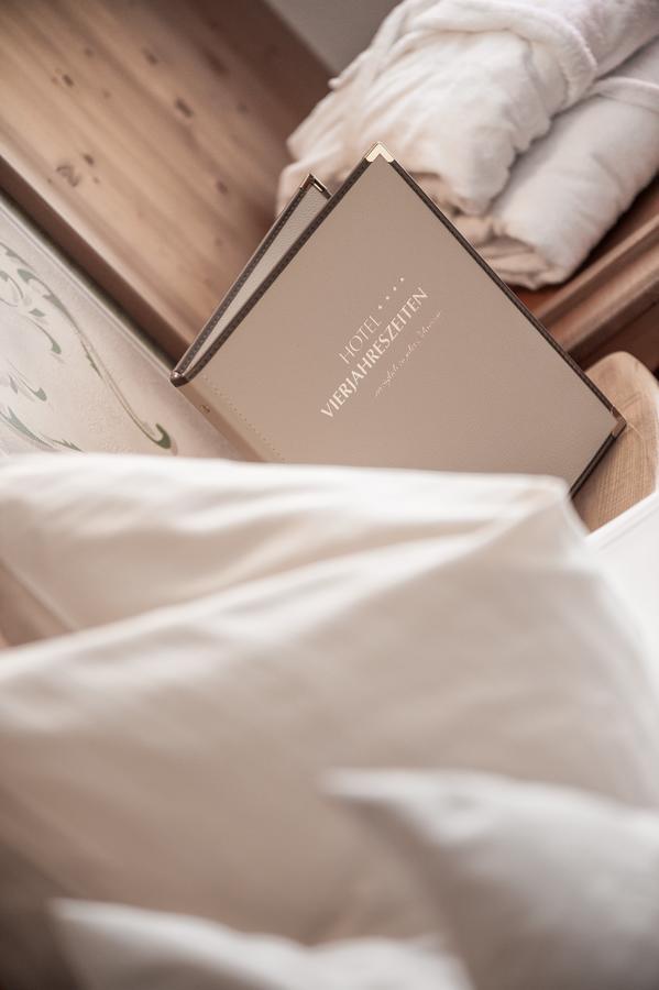 Doppelzimmer mit Balkon