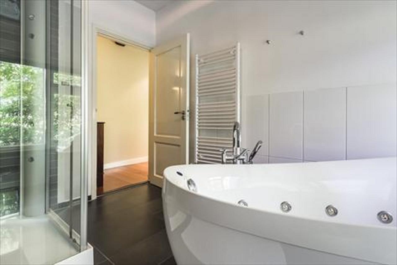 Deluxe Suite met Bubbelbad