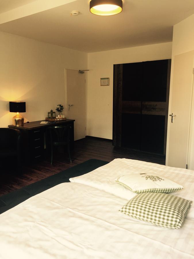 Großes Doppelzimmer