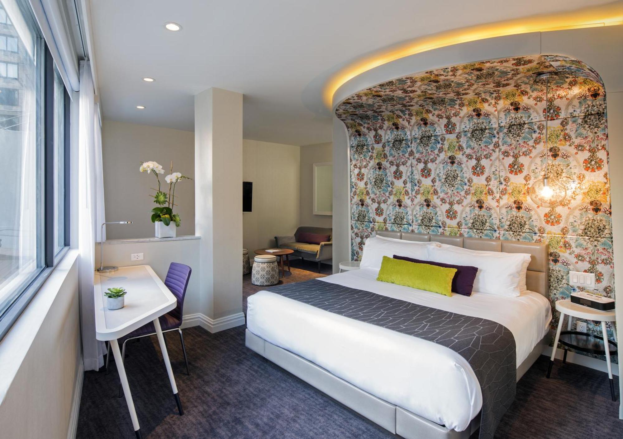 King Studio Suite Gold