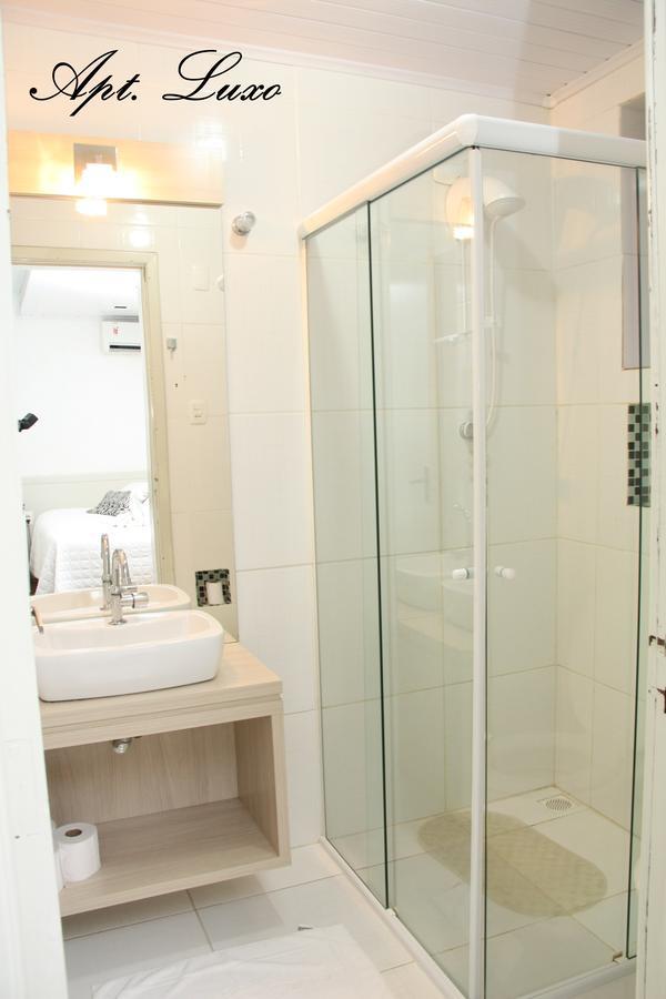 Quarto Deluxe com Cama de Casal ou 2 de Solteiro