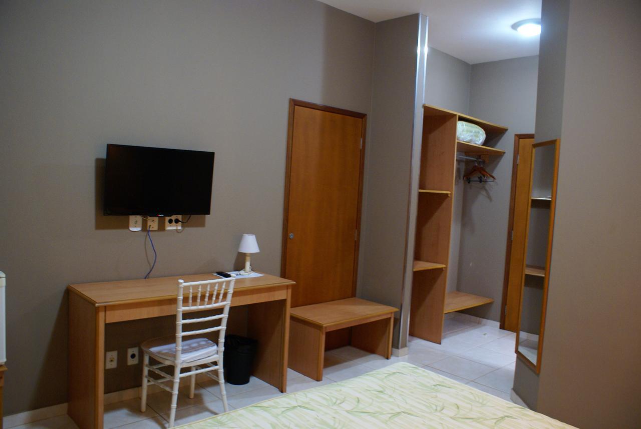 Quarto Duplo com Vista da Piscina