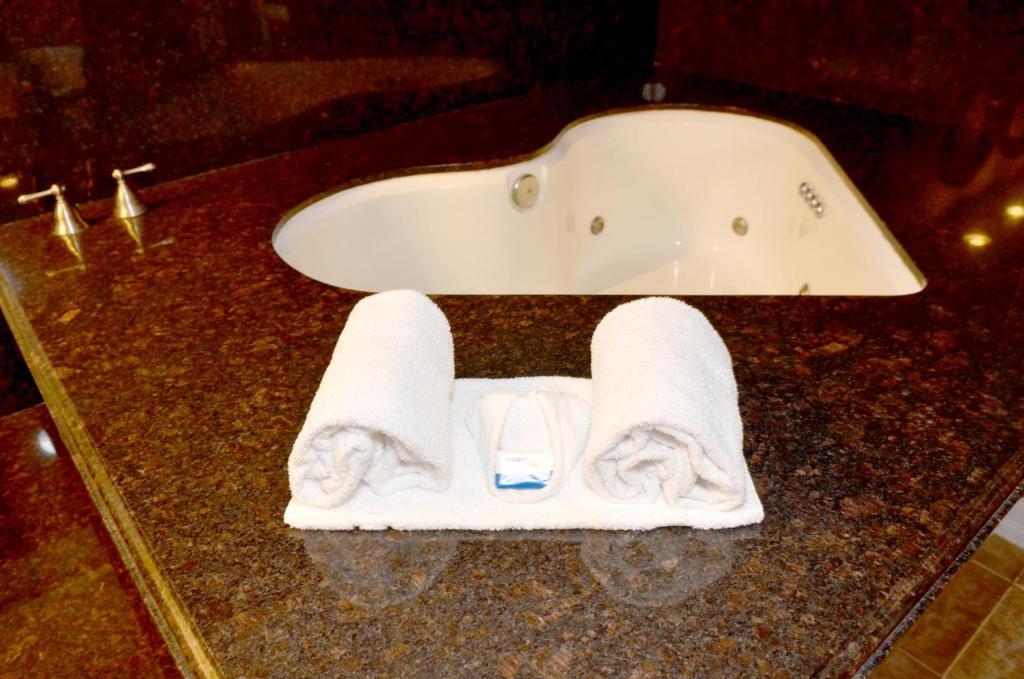 King Room with Spa Bath