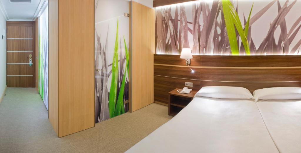 Tweepersoonskamer met 1 of 2 Bedden en Uitzicht