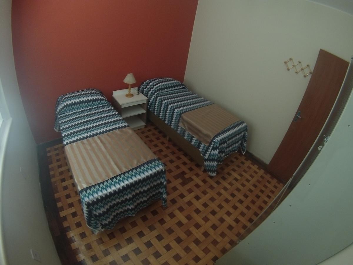 Quarto Duplo com Banheiro Compartilhado
