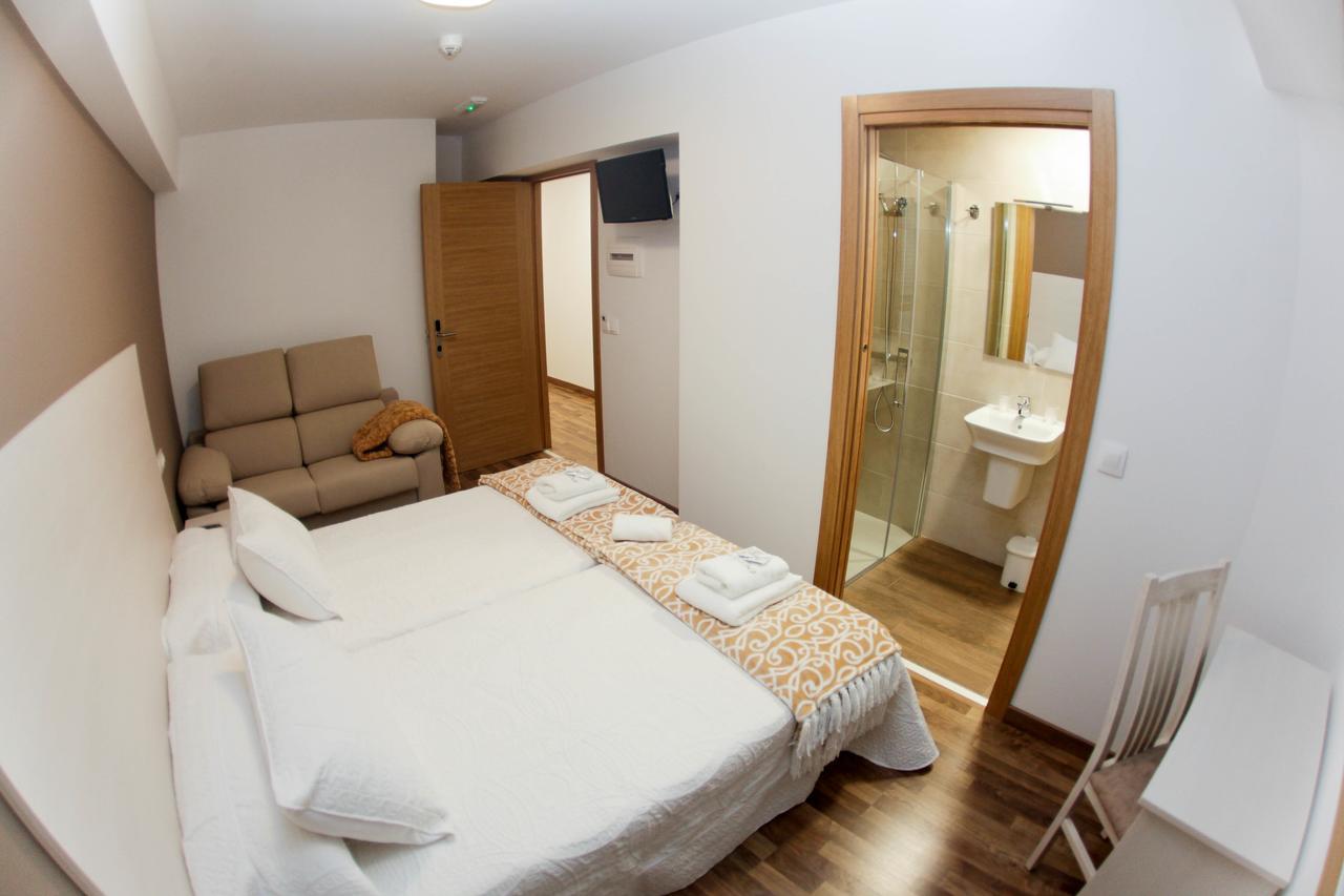Twin Room,622898495:JPEG