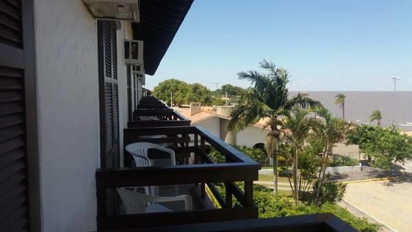 Quarto Superior com Cama de Casal ou 2 de Solteiro e Vista do Lago