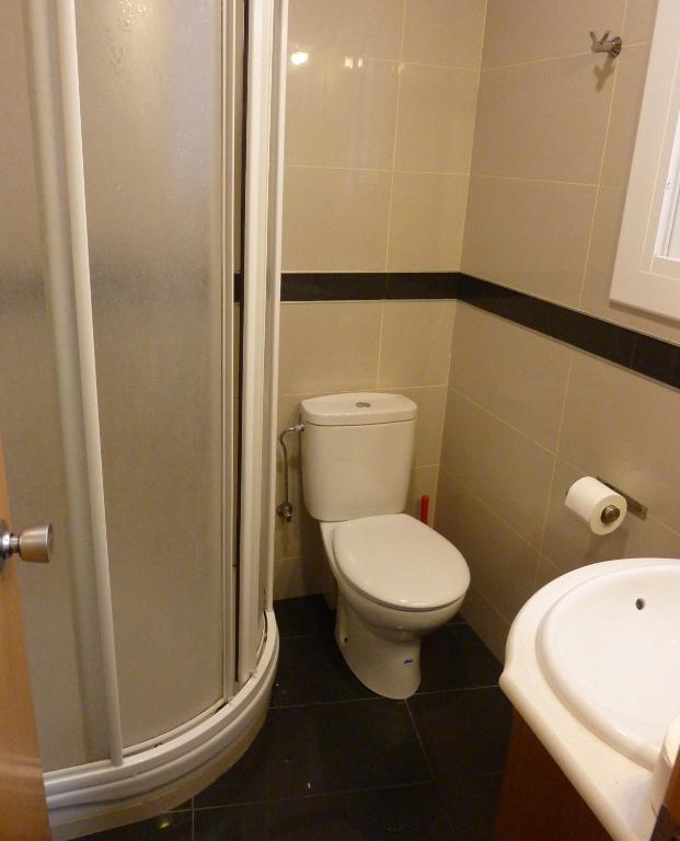 Quarto Duplo com Casa de Banho Privativa