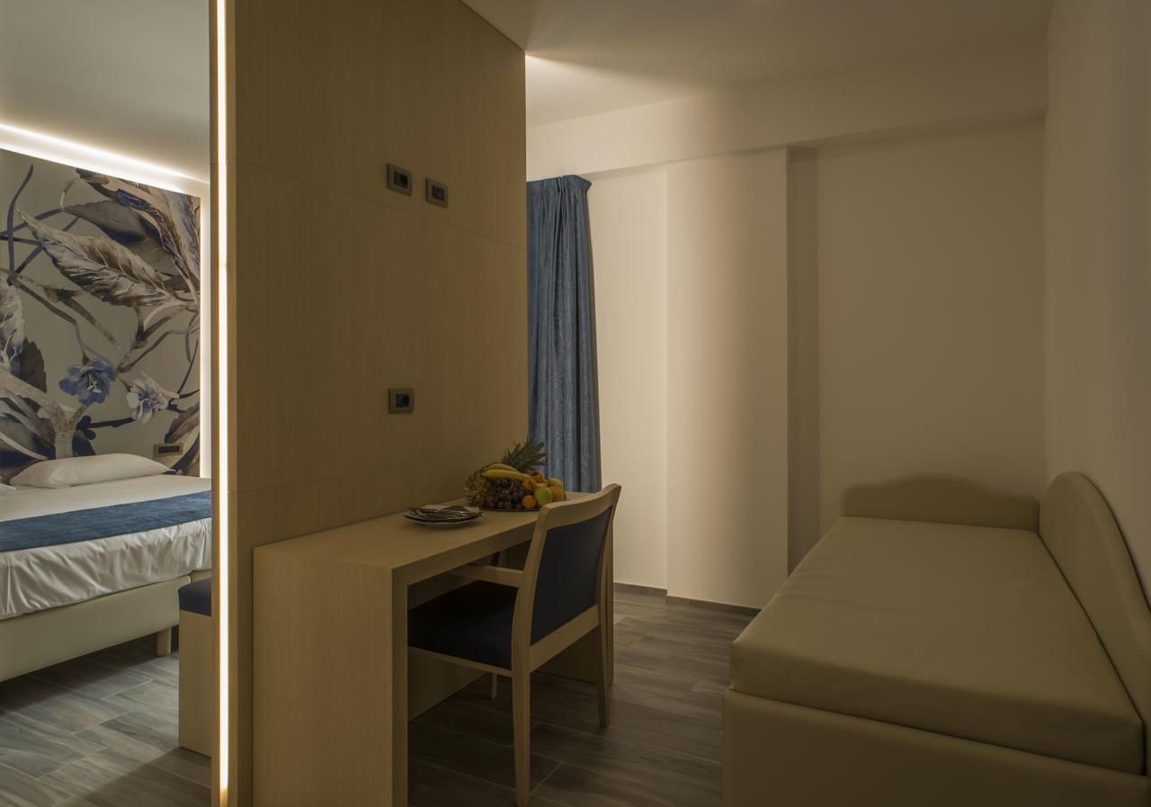 Junior Suite,1224028621:JPEG