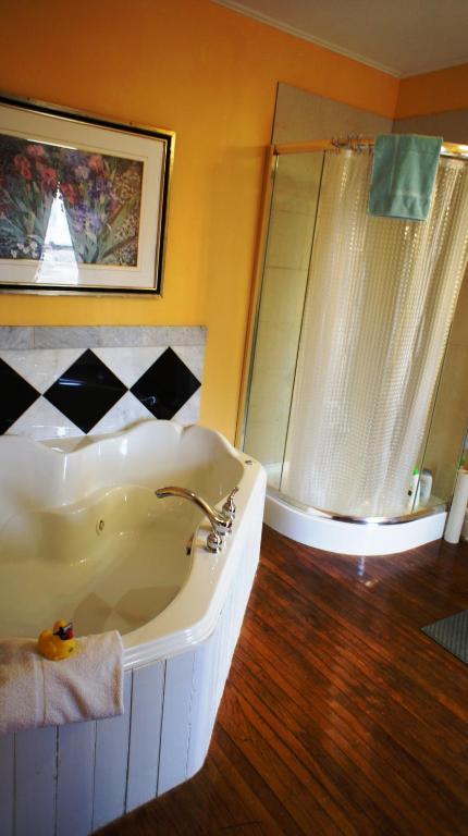 Suite met Kingsize Bed en Bubbelbad