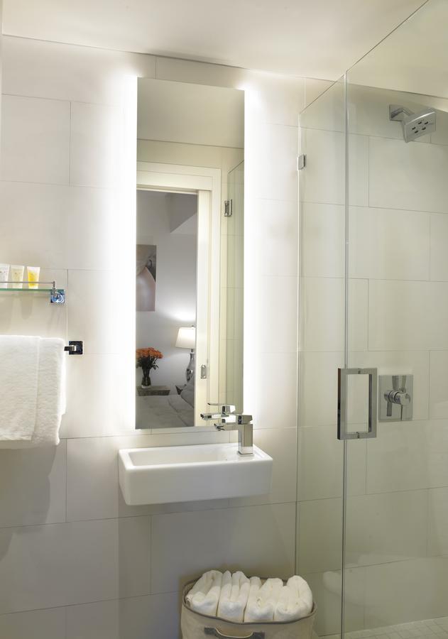 Quarto com Cama King-size - Acesso a Pessoas com Mobilidade Condicionada