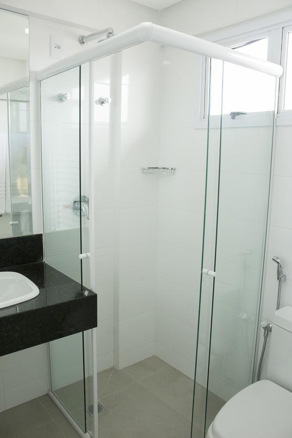 Quarto com 2 Camas de Solteiro