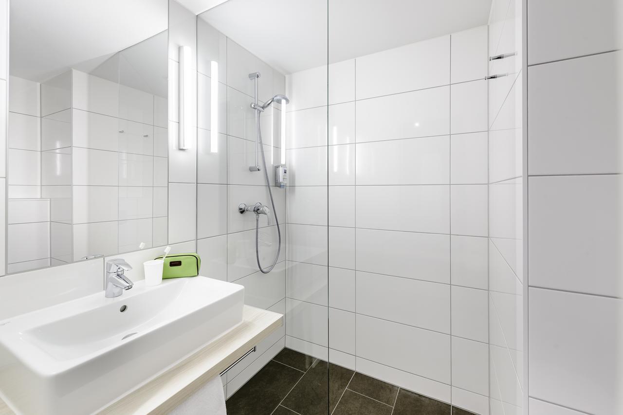 Double Room,1774529267:JPEG