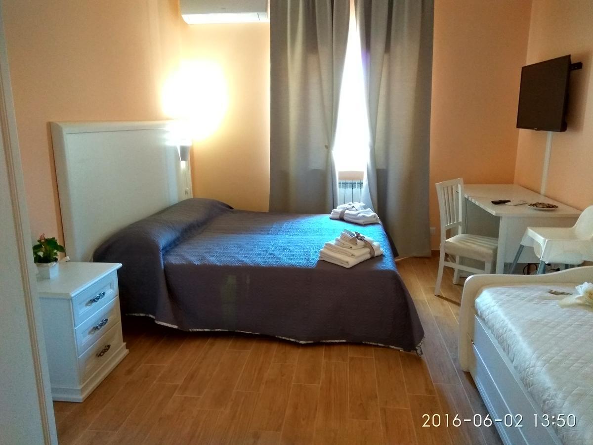 Budget Double or Twin Room,639254052:JPEG