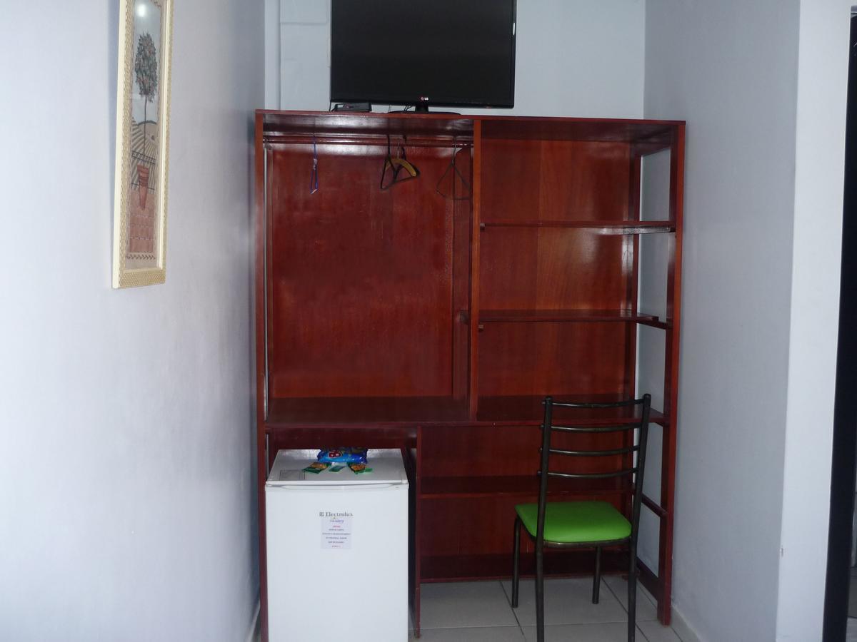 Quarto Individual com Banheiro Privativo
