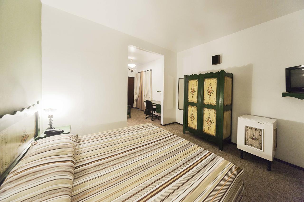 Quarto Standard com Cama de Casal