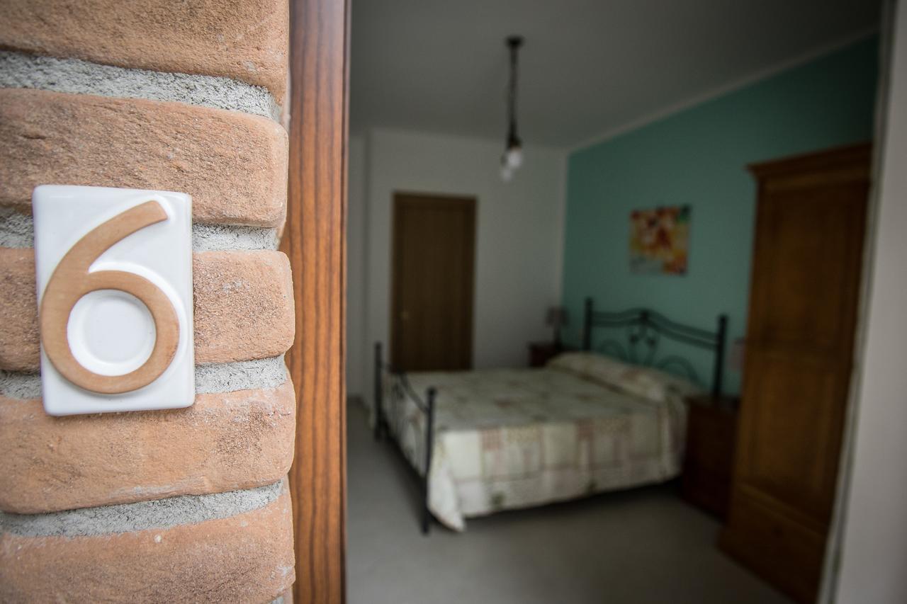 Double Room,640301187:JPEG