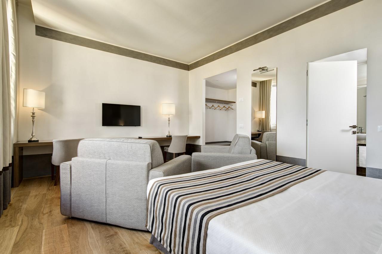 Suite Junior con vistas al jardín