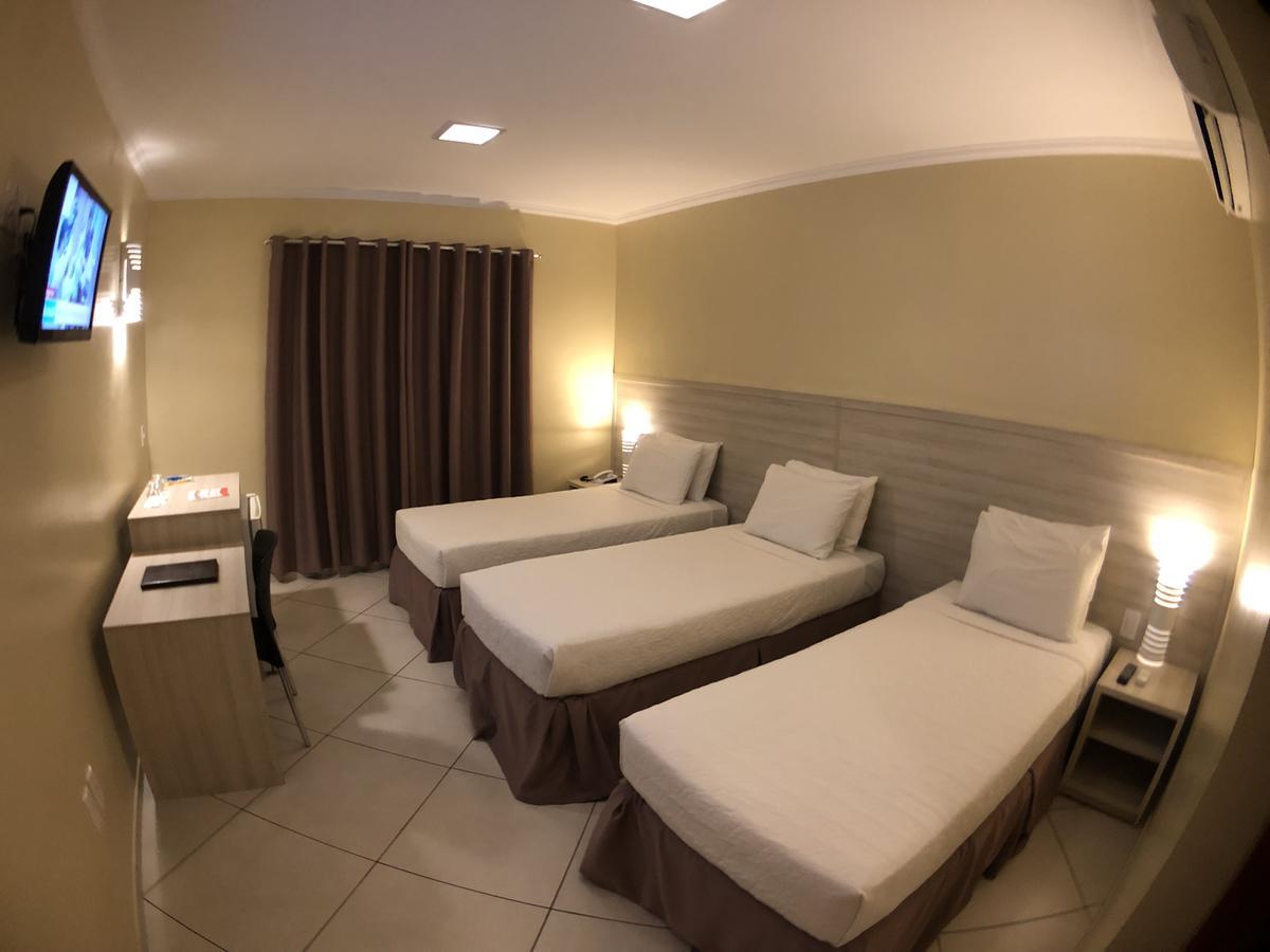Quarto Triplo Luxo
