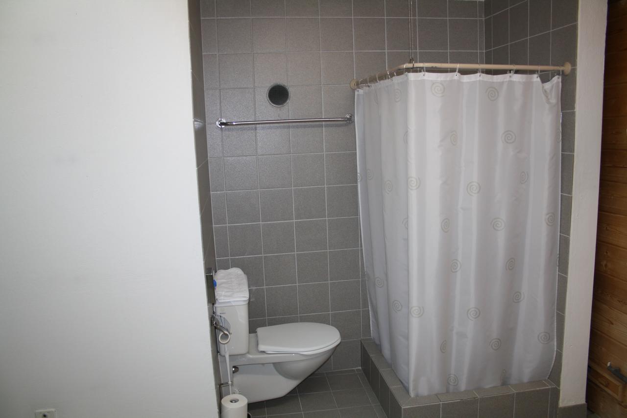 Einzelzimmer mit Gemeinschaftsbad