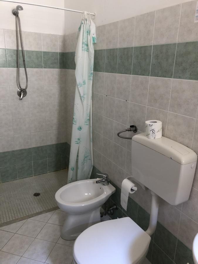 Single Room,644692959:JPEG