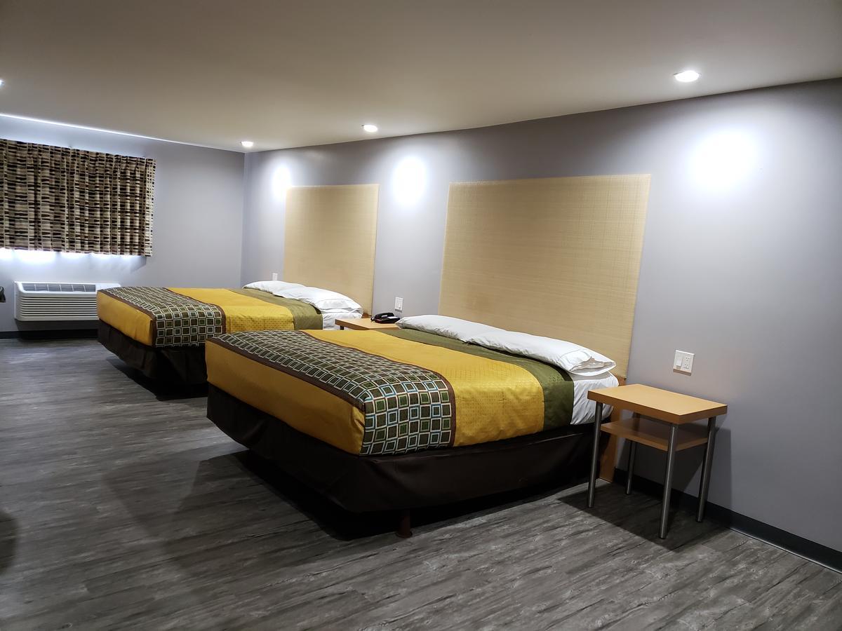 King Room with Two King Beds