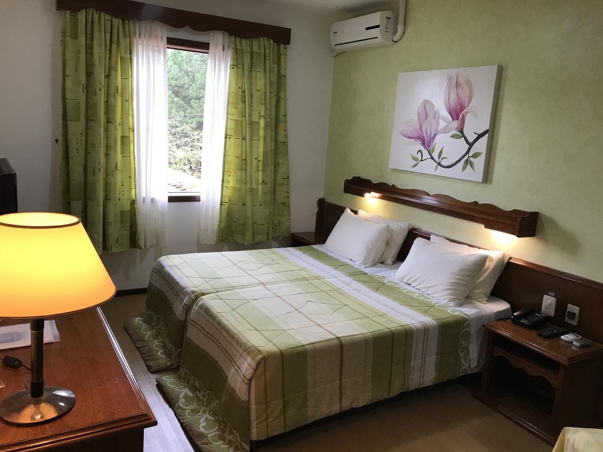 Quarto Luxo com Cama de Casal ou 2 de Solteiro