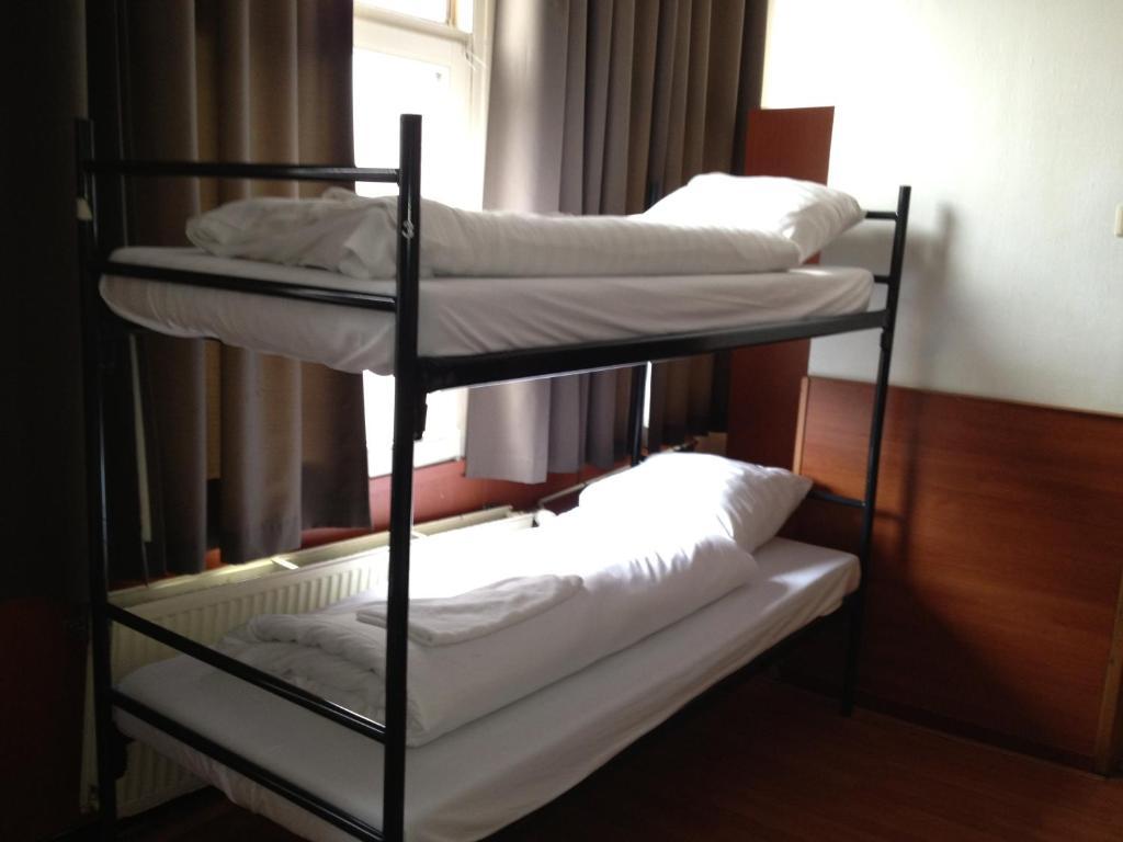 Dreibettzimmer
