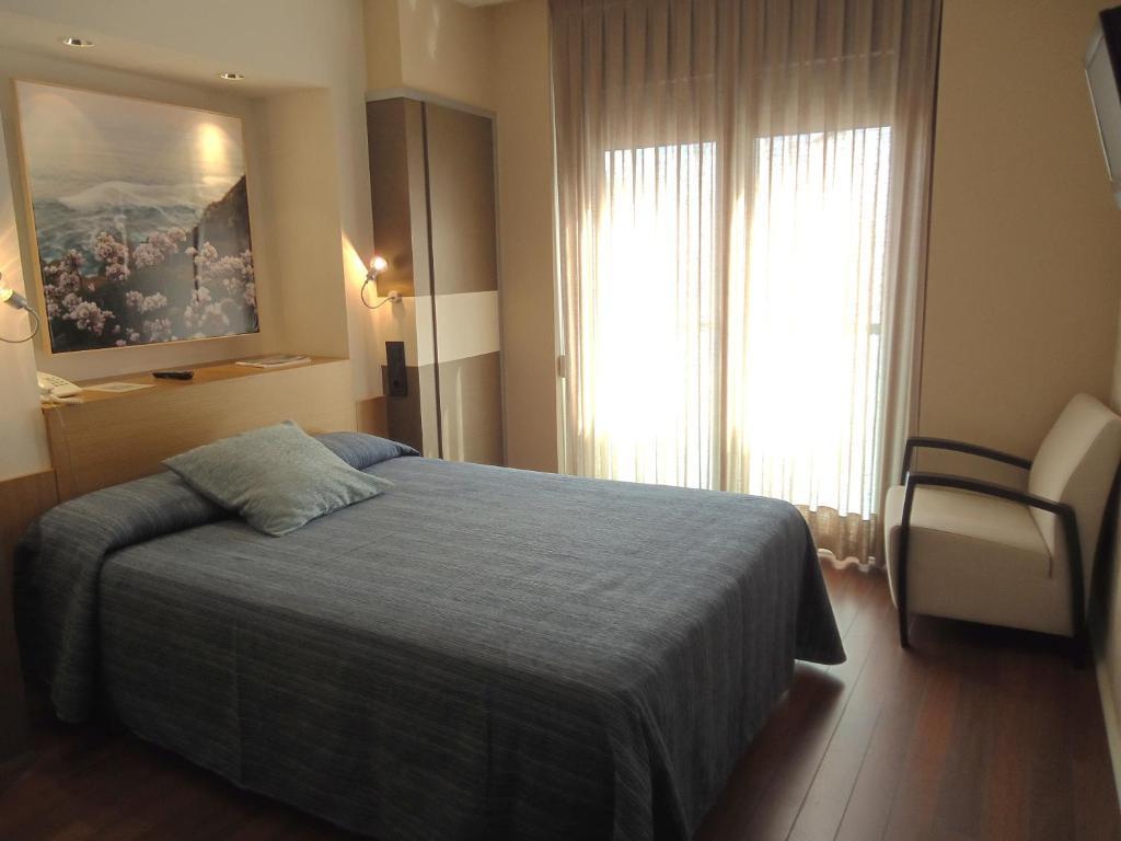 Single Room Shower,126066540:JPEG