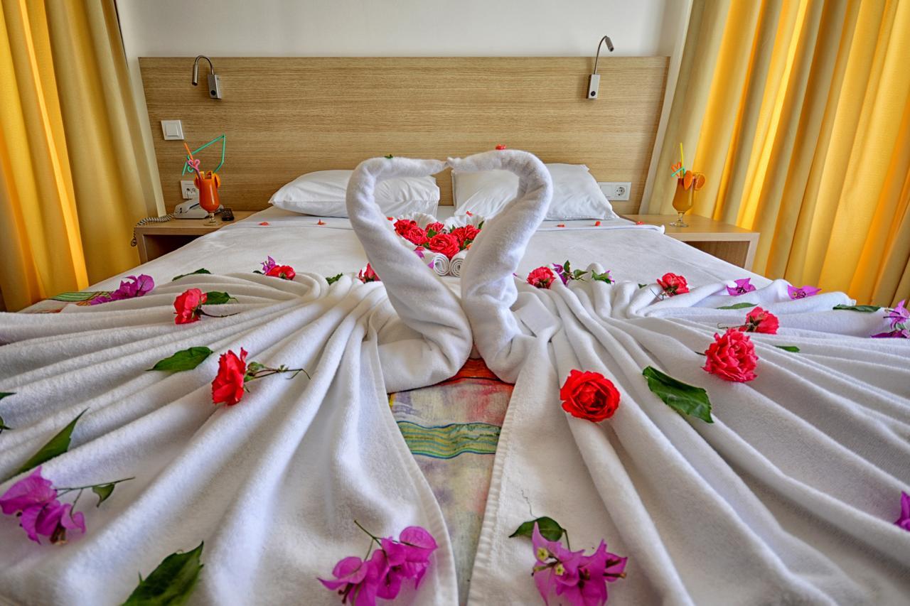 Standard Double Room,648082662:JPEG