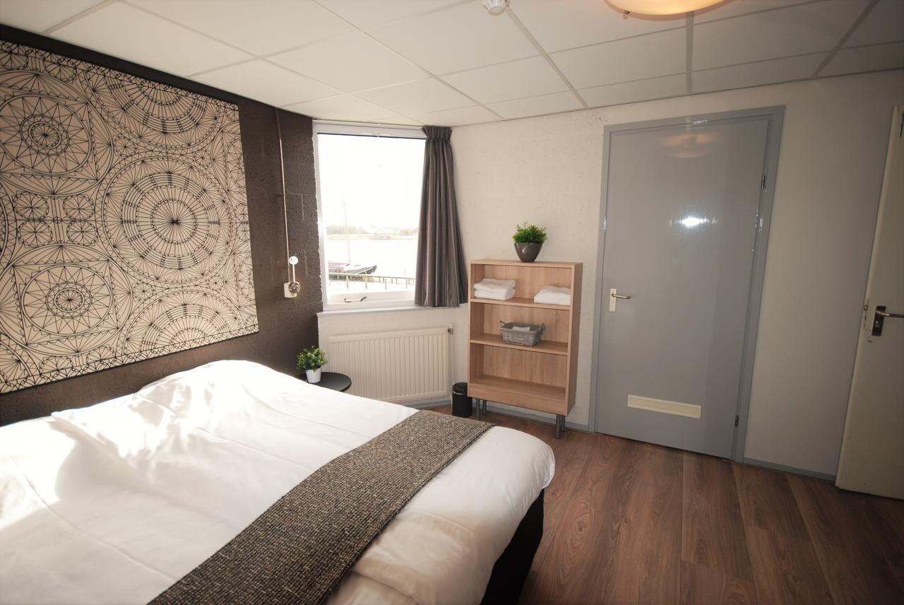 Tweepersoonskamer met Uitzicht op het Meer