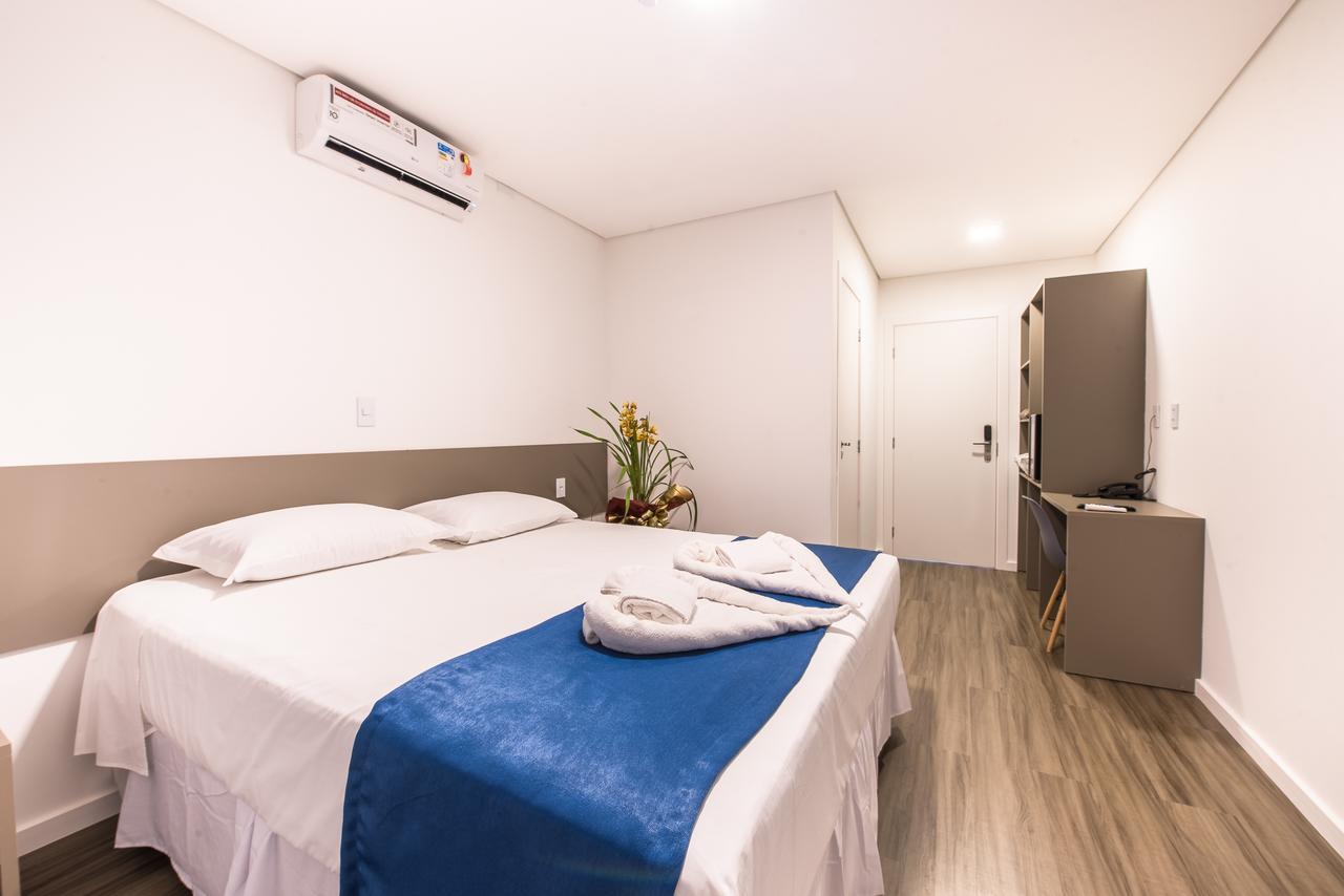 Quarto Deluxe com Cama King-size