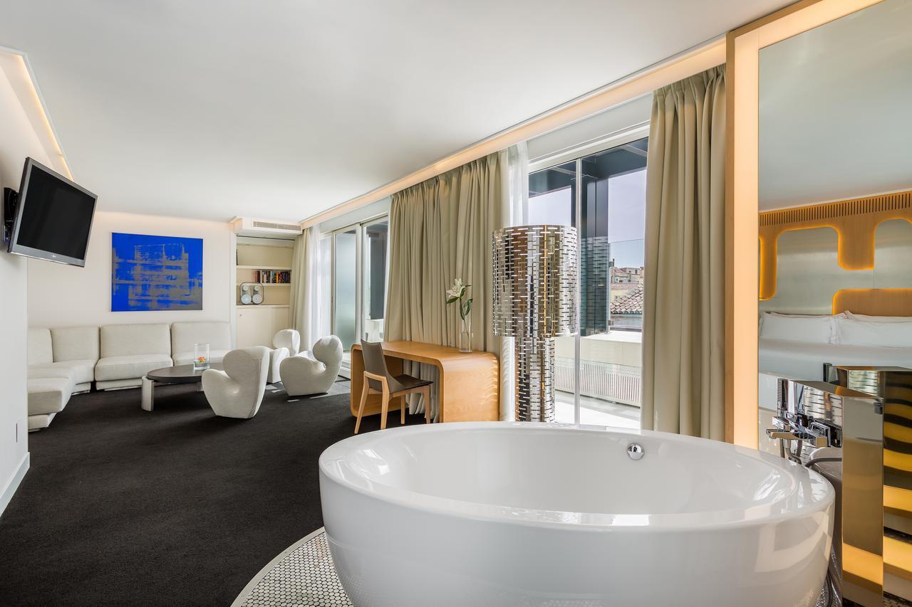 Deluxe Suite,1207596352:JPEG
